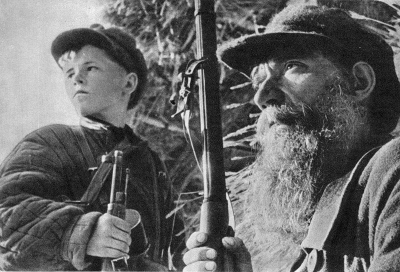 День партизан и подпольщиков